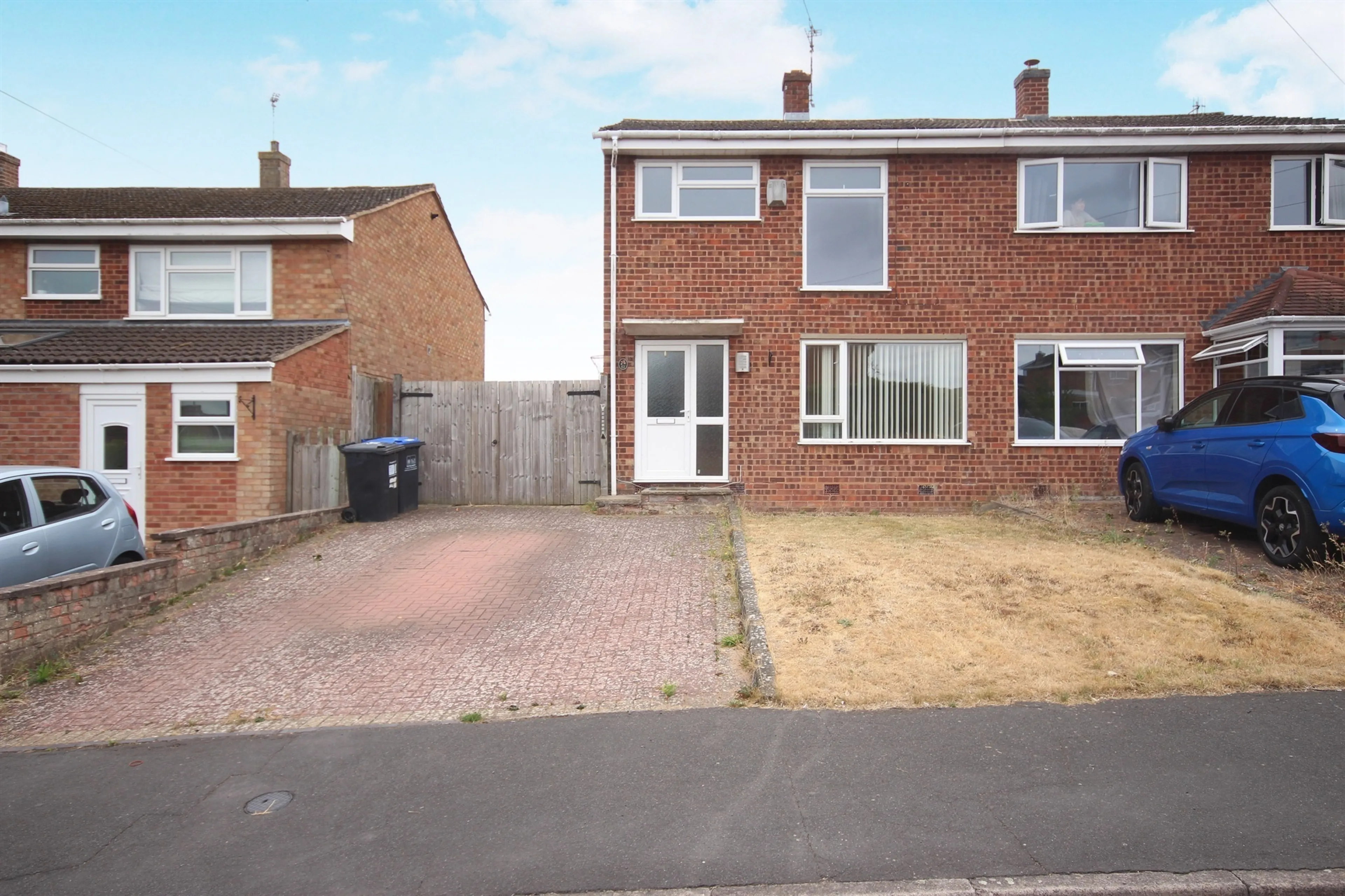 Property photo 0