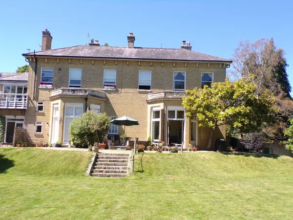Lyndhurst