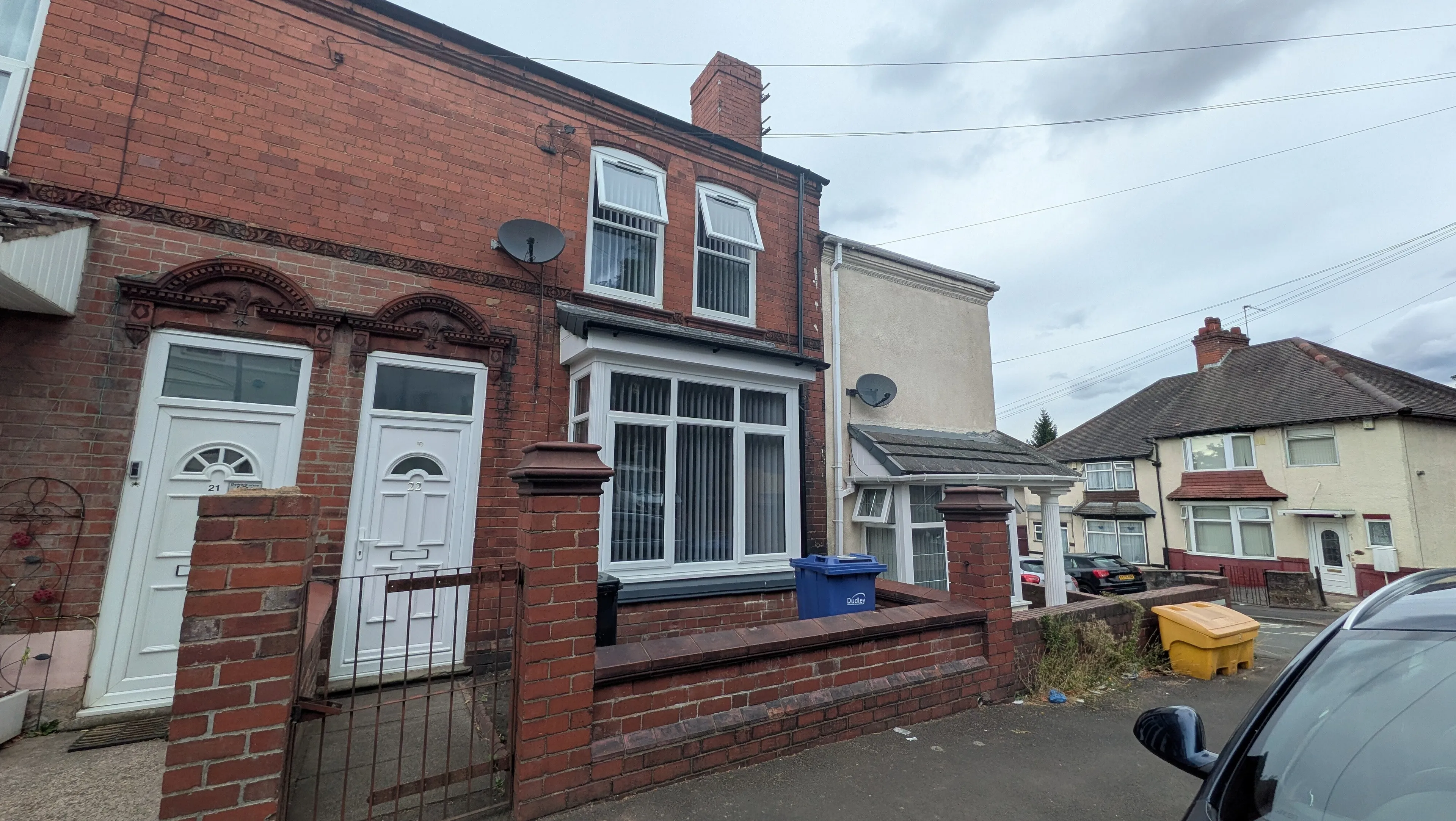 Property photo 0