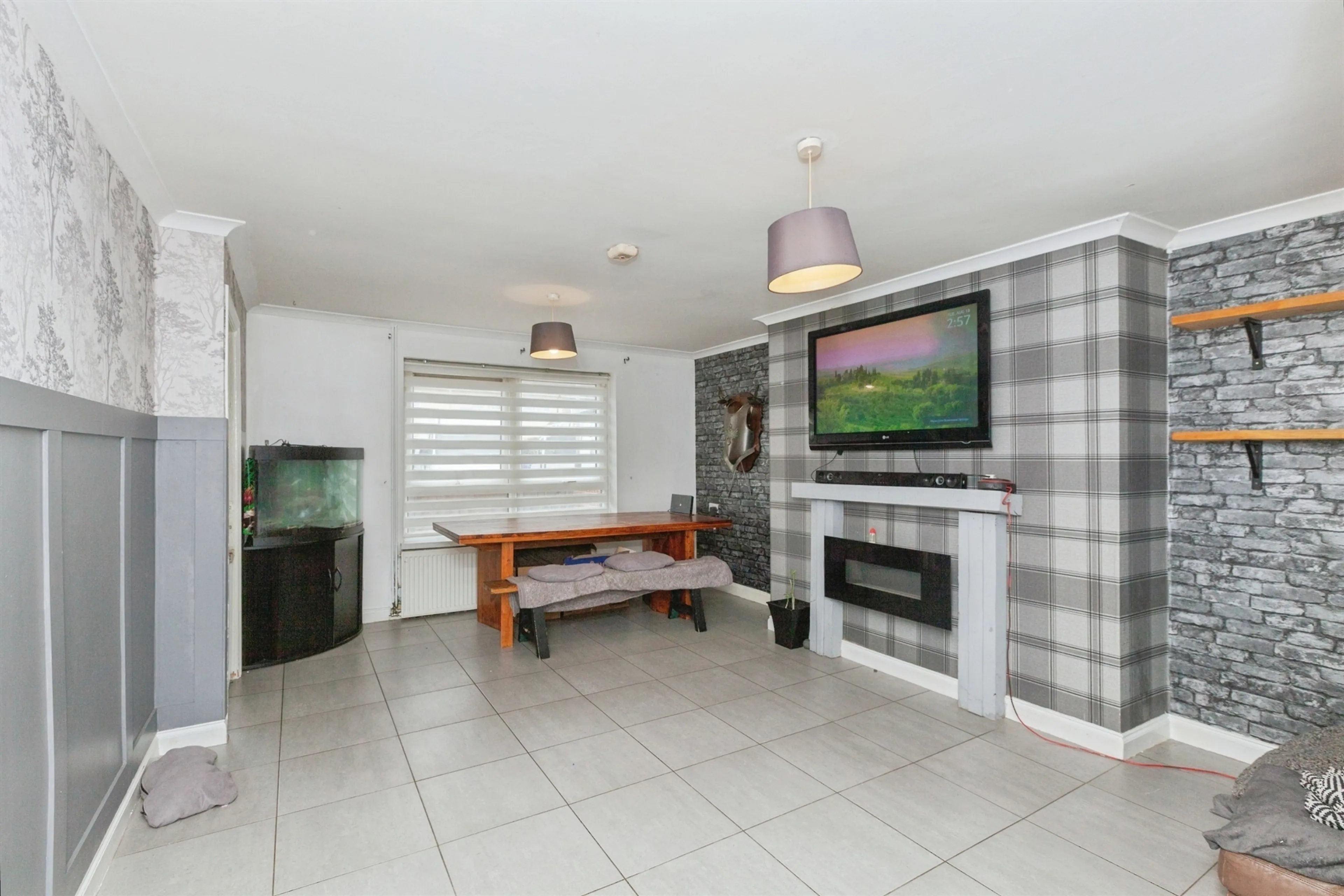 Property at Cotswold Green, Leicester