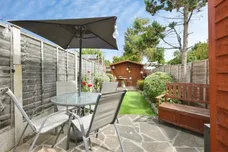 Queens Head Yard, Sheering, Bishop's Stortford