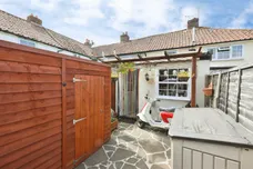 Queens Head Yard, Sheering, Bishop's Stortford