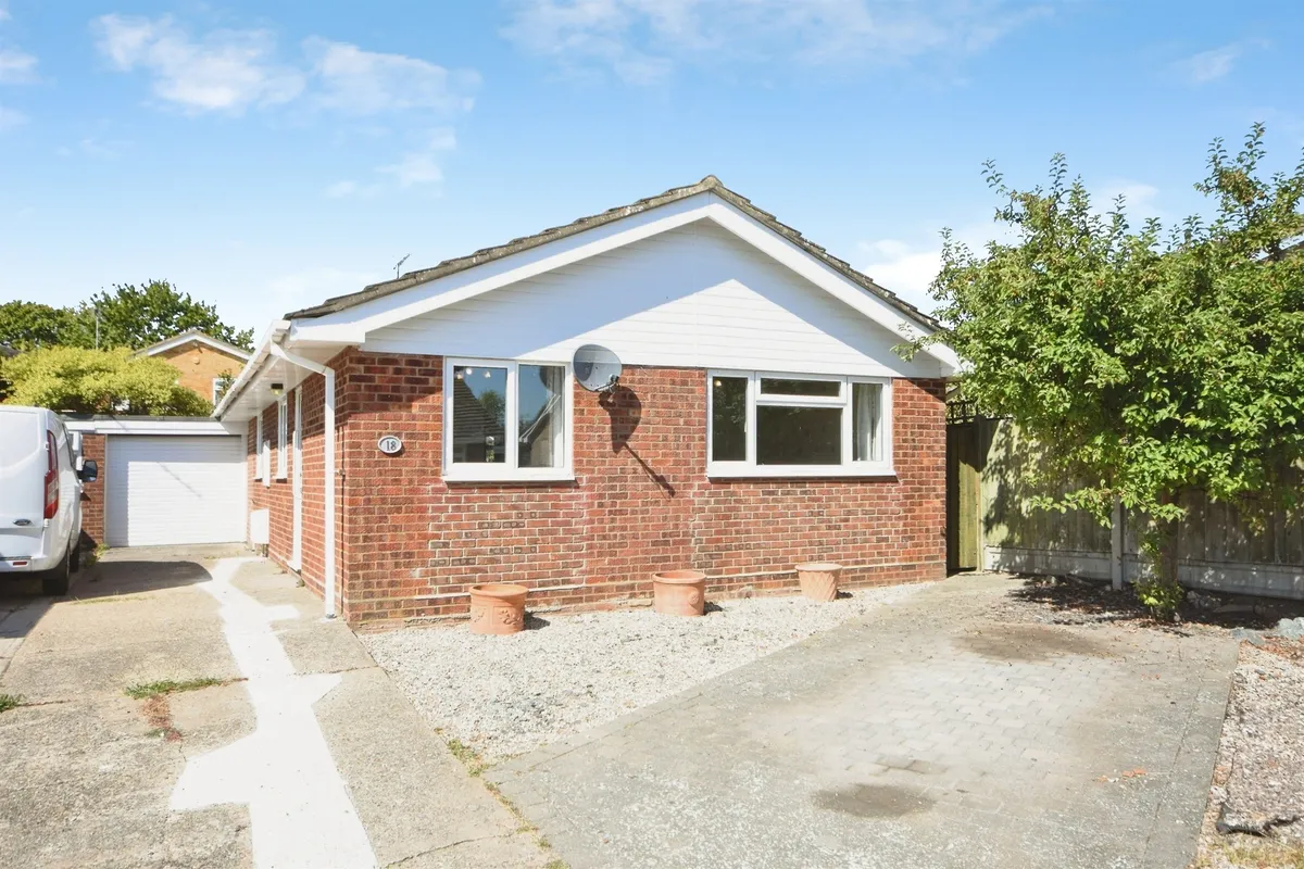 Poplar Grove, Burnham-On-Crouch