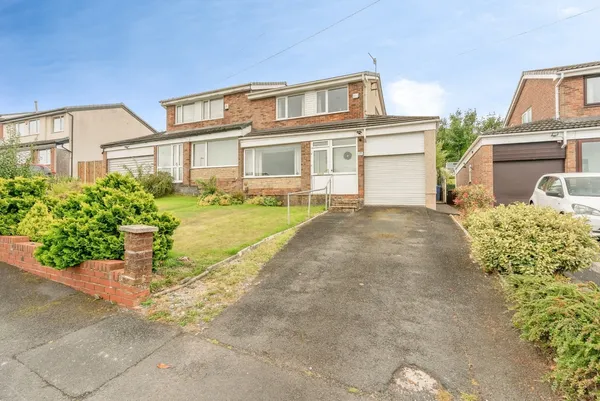 Fairways Drive, Burnley, Lancashire, ...