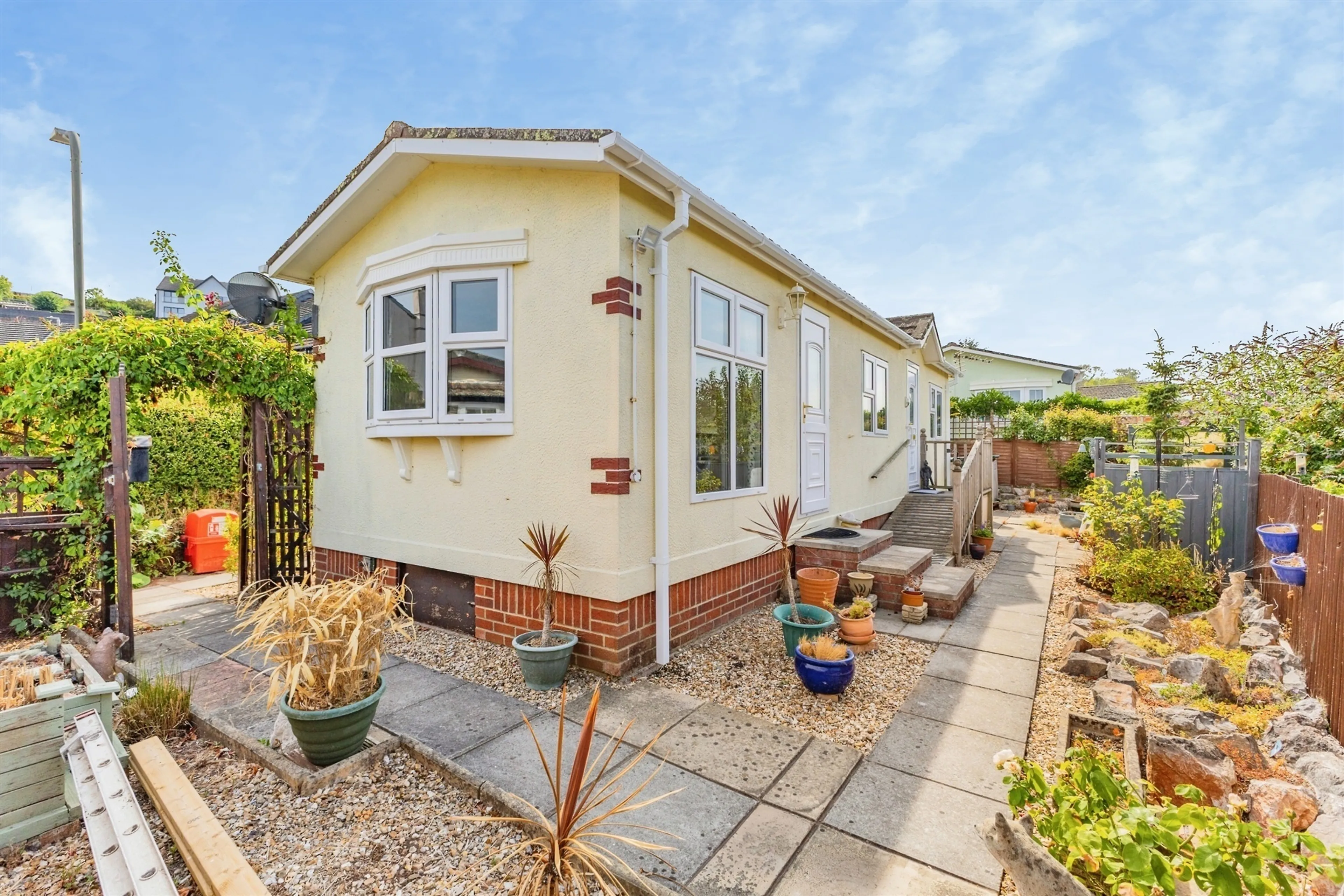 Property photo 0