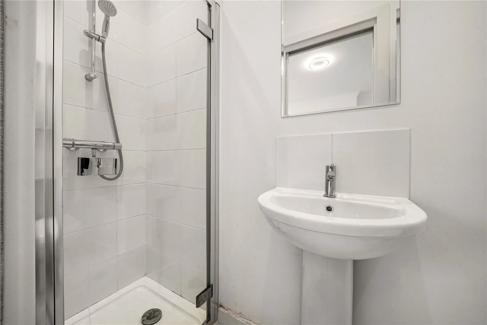 Drayton Avenue, West Ealing, London, W13