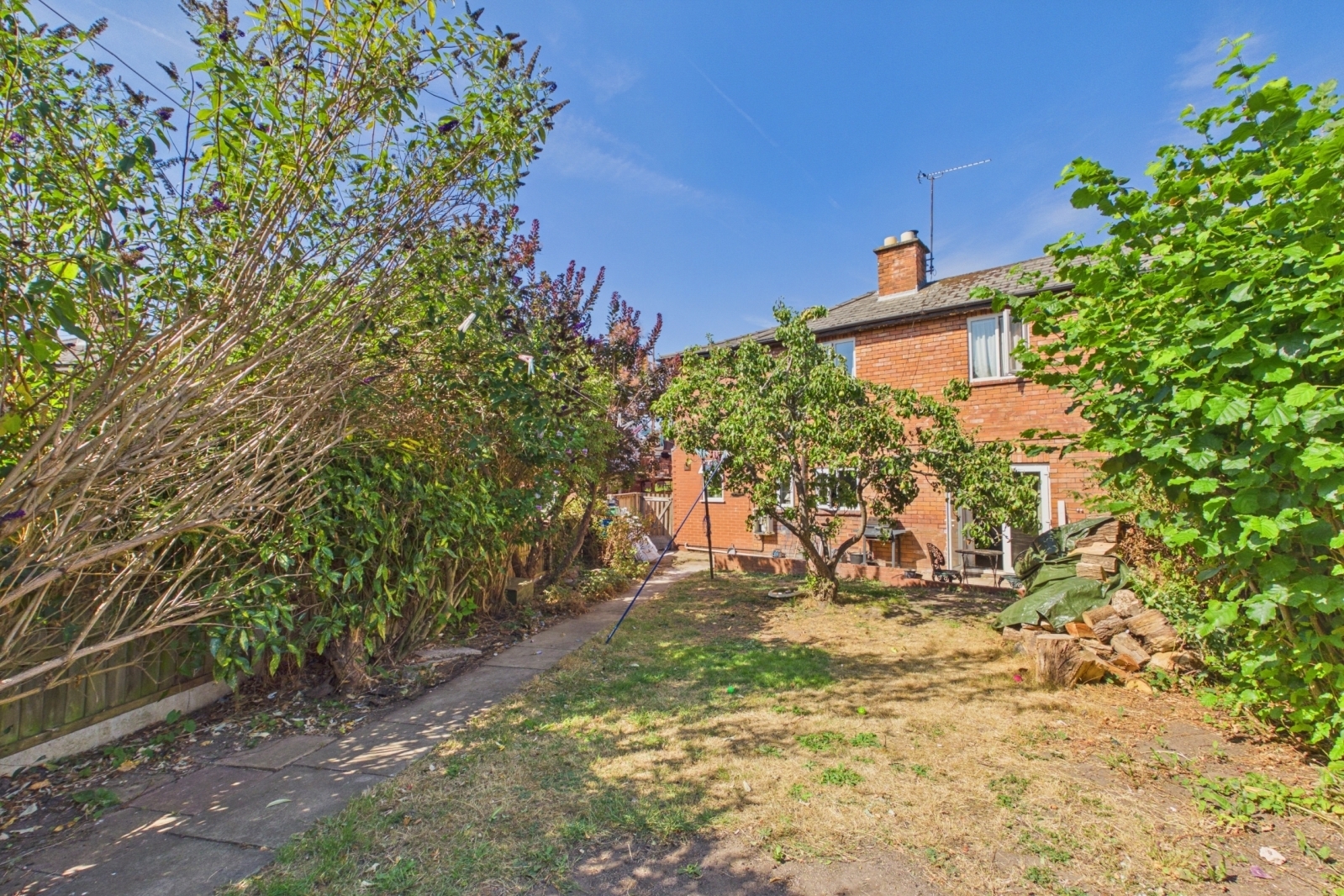 Middleton Avenue, Ross-on-Wye, Herefordshire, HR9 Image 3