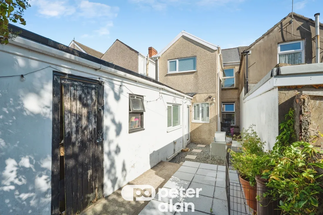 Property photo 17