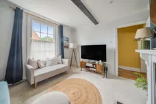 Shaw Road, Newbury, RG14 photo 3