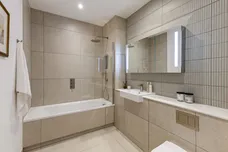 Wimbledon Place, The Broadway, London, SW19 photo 14