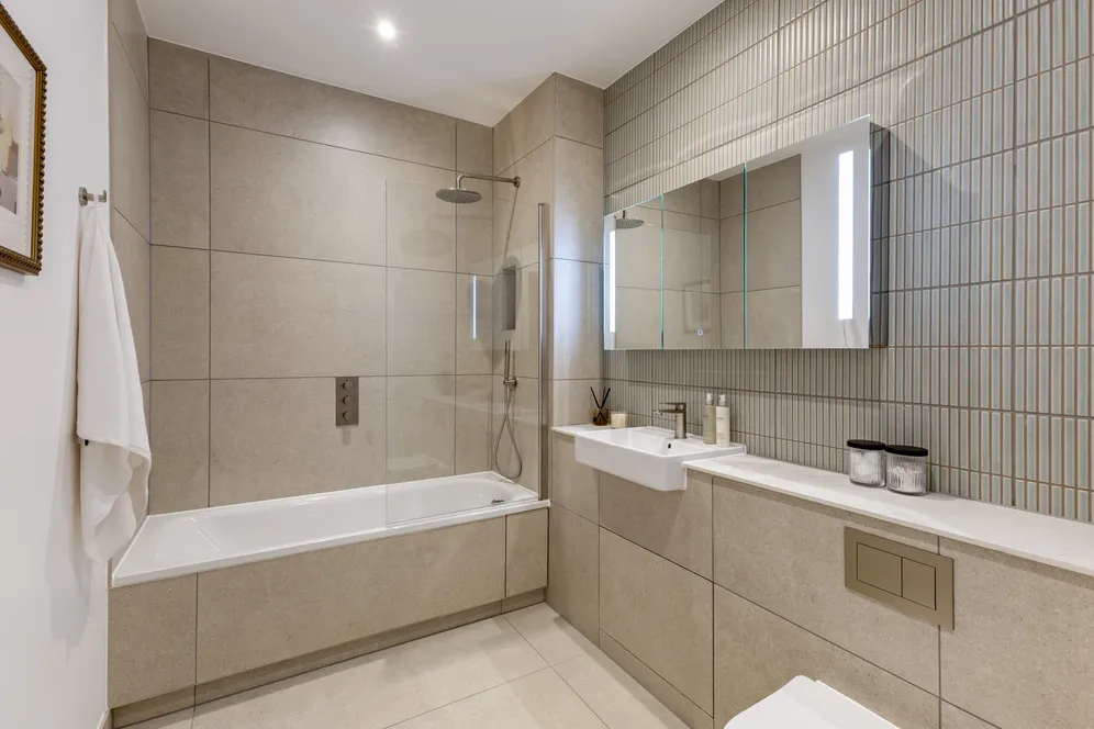 Wimbledon Place, The Broadway, London, SW19 photo 14