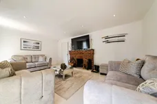 Six House Bank, West Pinchbeck, Spalding