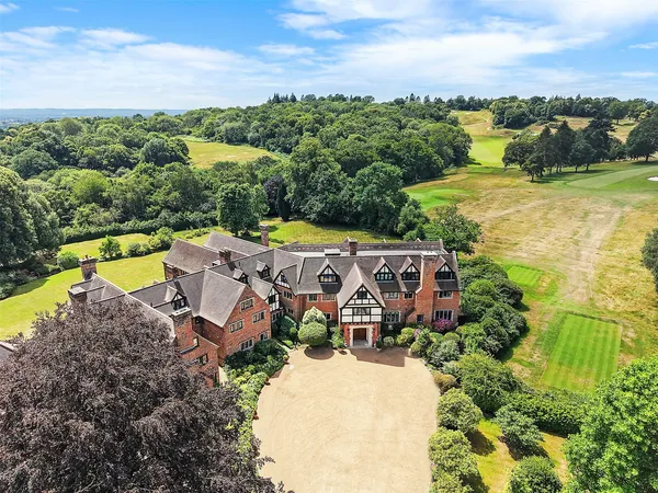 Neb Lane, Oxted, Surrey, RH8