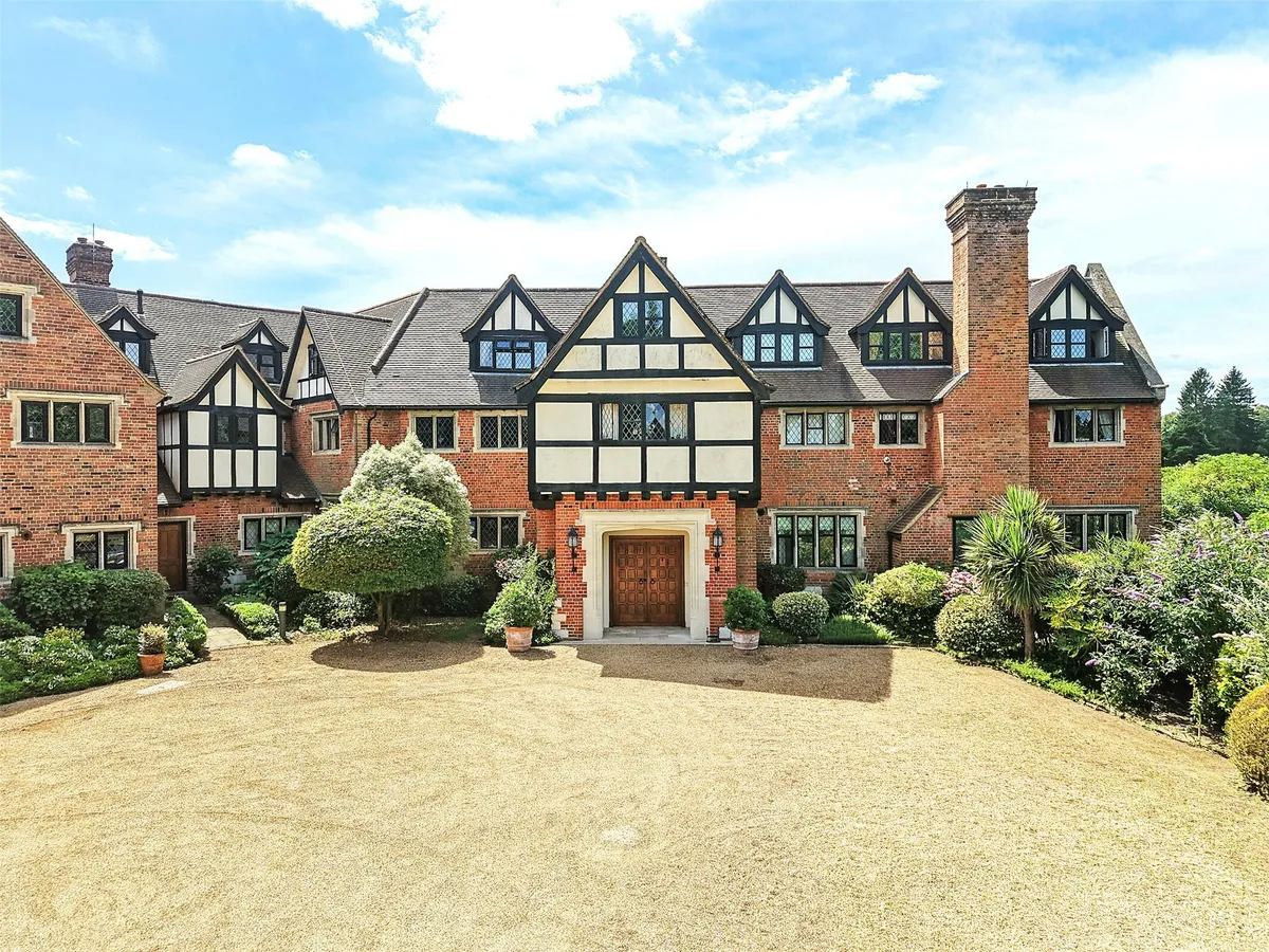Neb Lane, Oxted, Surrey, RH8