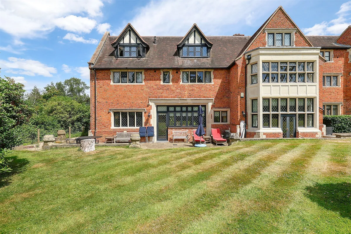 Neb Lane, Oxted, Surrey, RH8
