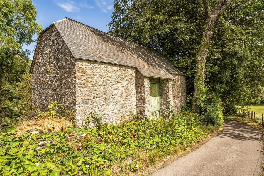 Property Image 8