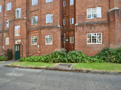 Stoneygate Court, Leicesterphoto