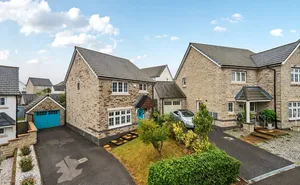 Kevill Road, Pool, Redruth, Cornwall, TR15 photo