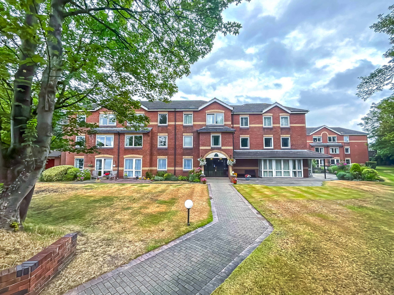 Homechase House, Birkdale, Southport, PR8 Image 1