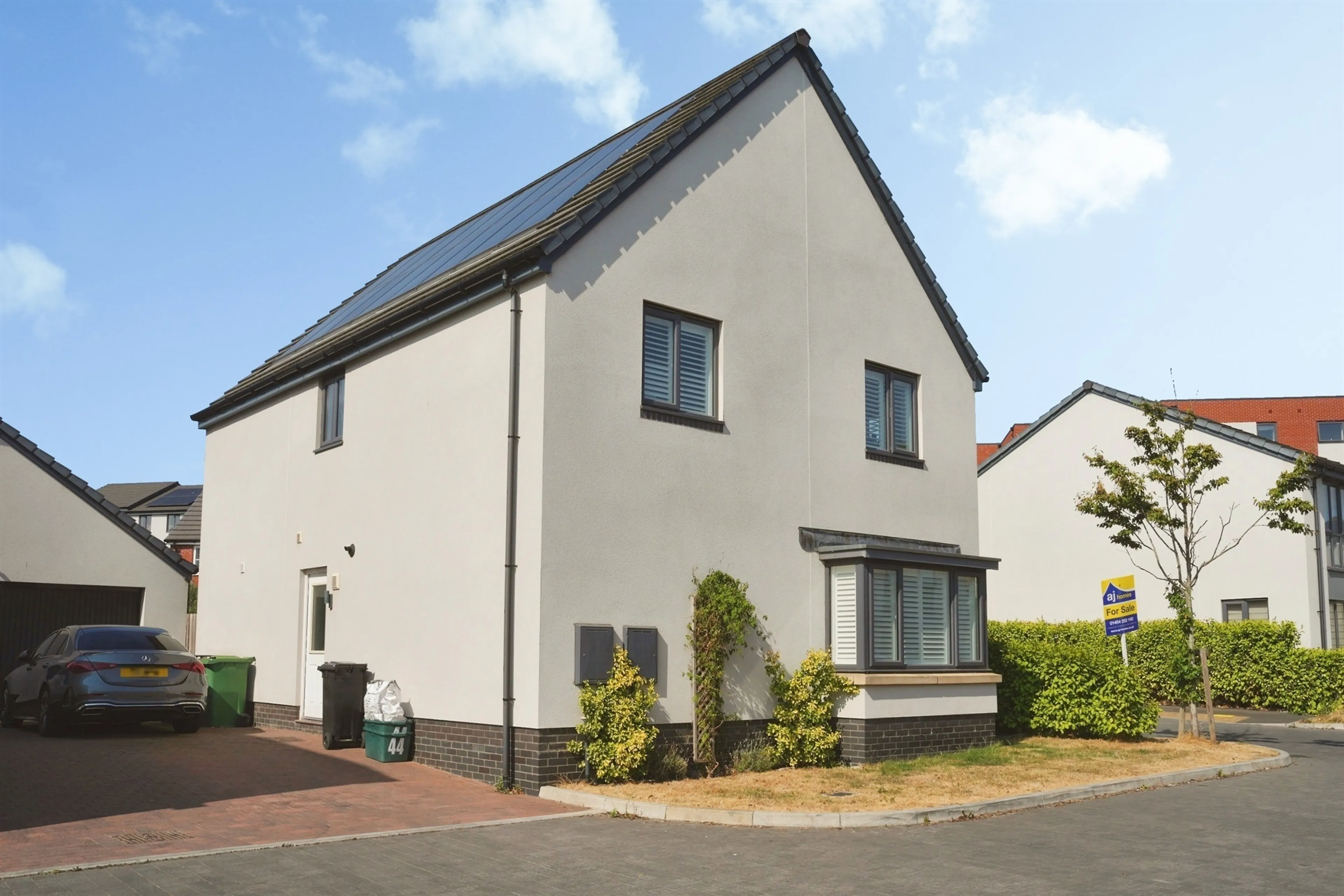 Property photo 0