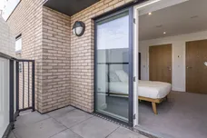 Northcote Road, London, SW11 photo 3
