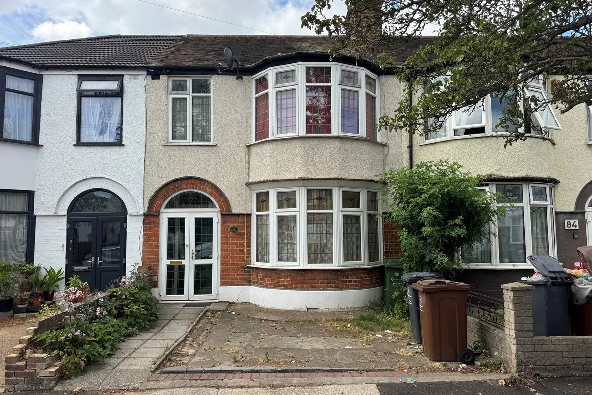 Lyndhurst Gardens, Barking