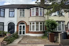 Lyndhurst Gardens, Barking