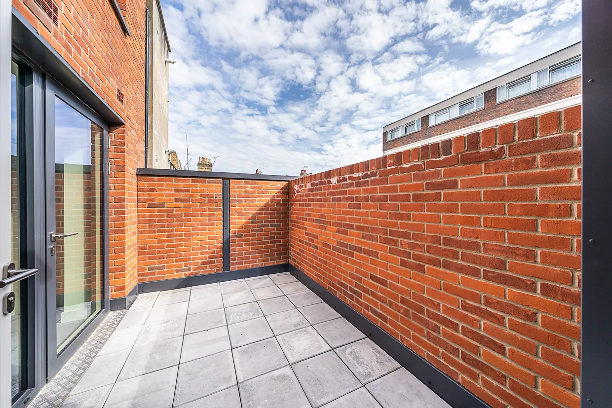 Northcote Road, London, SW11 photo 5