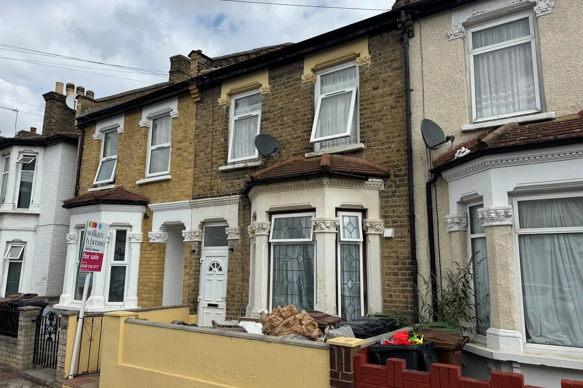 Faircross Avenue, Barking