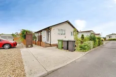 Lodge Road, Cranfield, Bedford