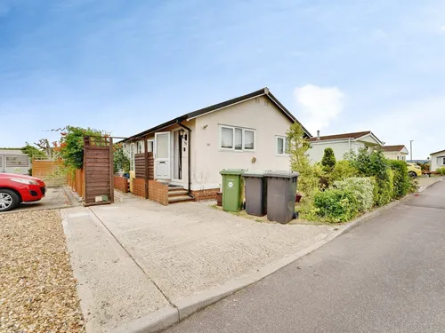 Lodge Road, Cranfield, Bedfordphoto