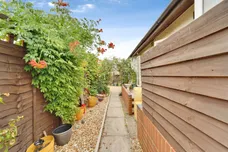 Lodge Road, Cranfield, Bedford