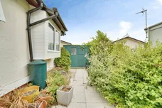 Lodge Road, Cranfield, Bedford