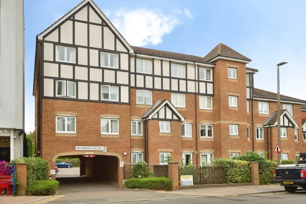 Hudsons Court, Darkes Lane, Potters B...