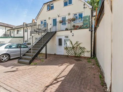 Derby Road, Eastleighphoto