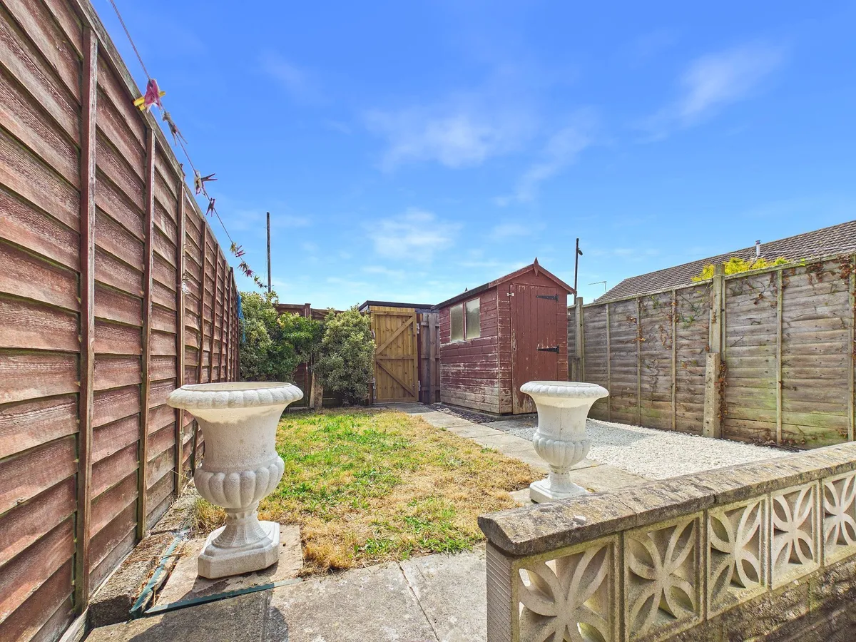 Brecon Street, Boverton, CF61
