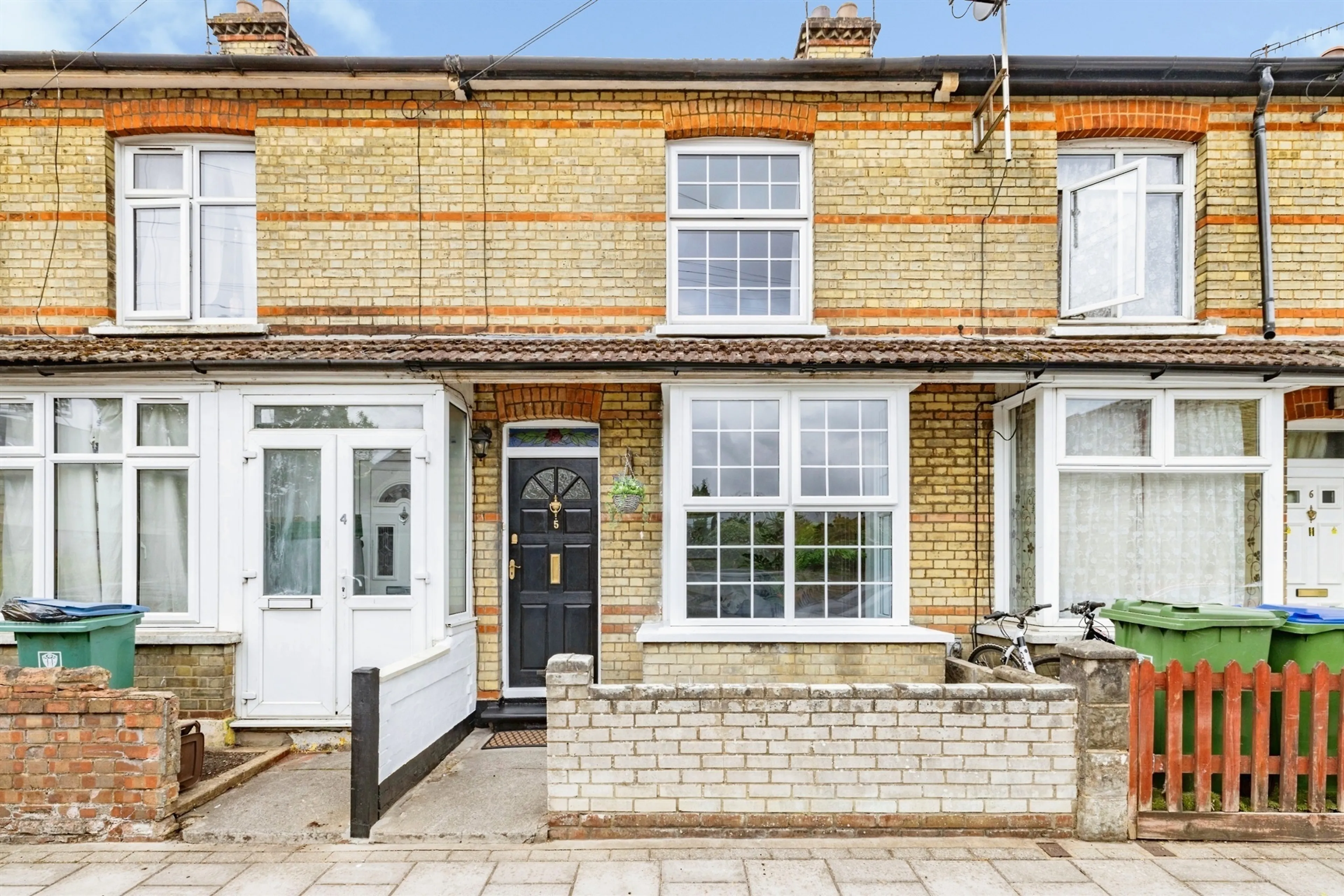 Property photo 0