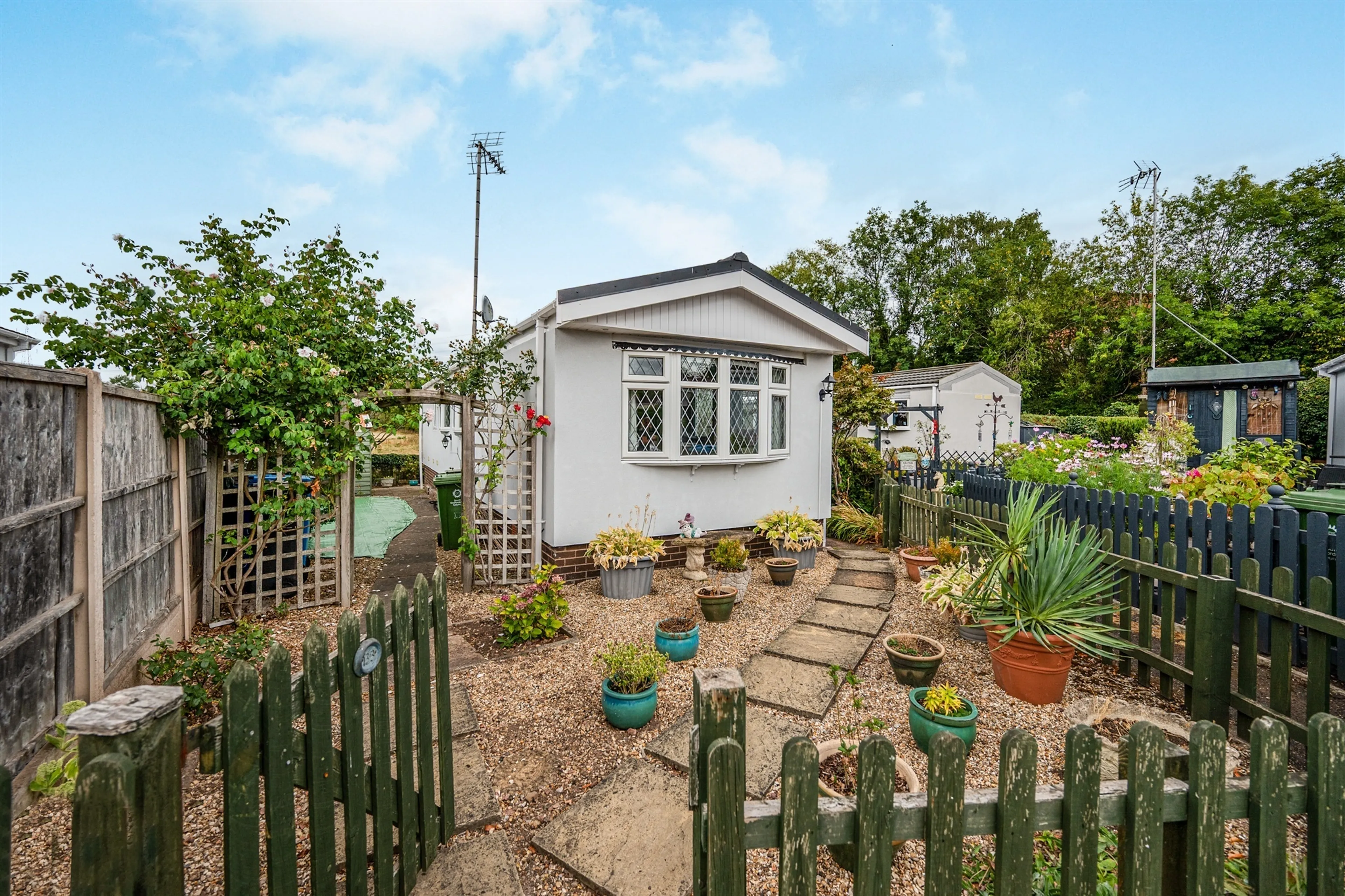 Property photo 0