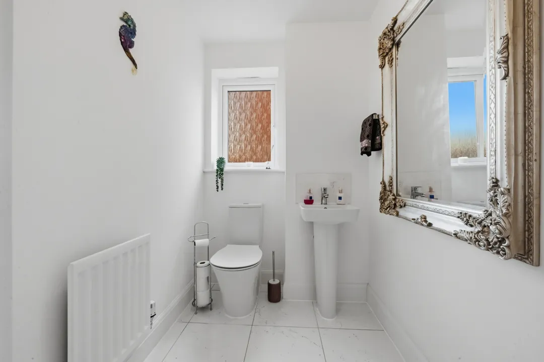 https://mr0.homeflow-assets.co.uk/files/photo/image/48101/3334/_x_/23218_cbea_1632748480_IMG_30.jpg