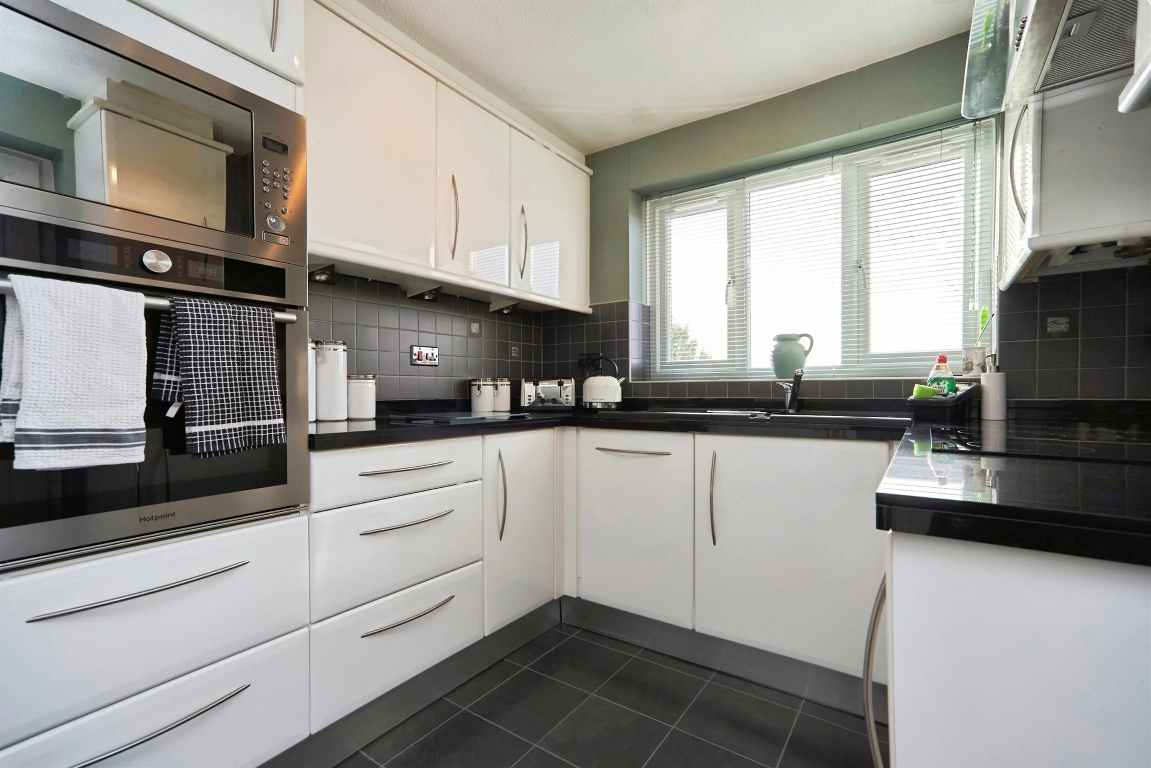 Property at Roundhead Fold, Apperley Bridge, Bradford