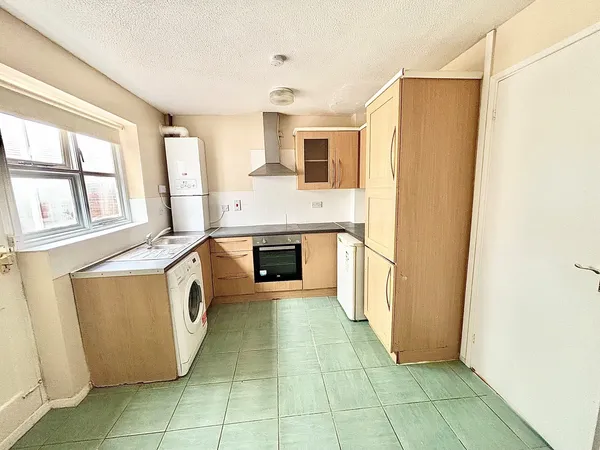 Blossom Close, Dagenham, RM9 6YE