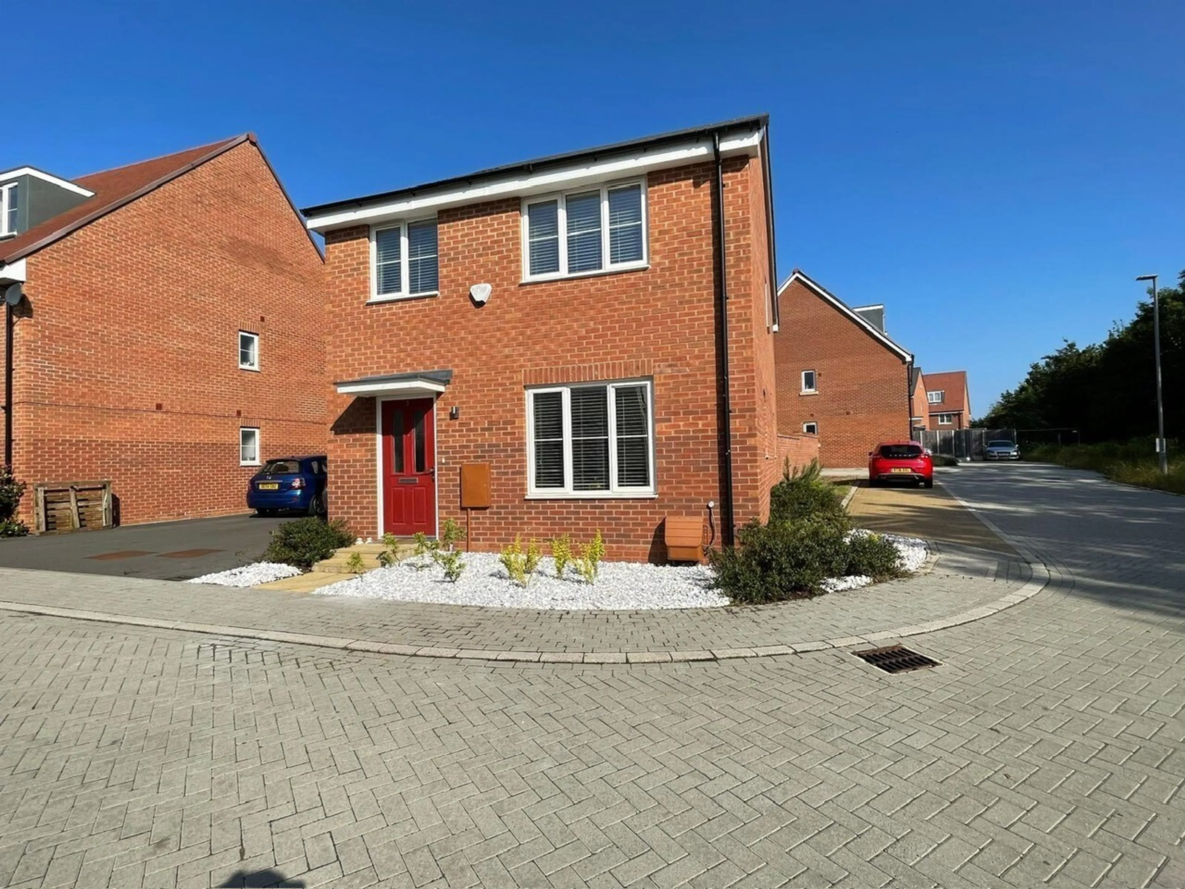 Property photo 0