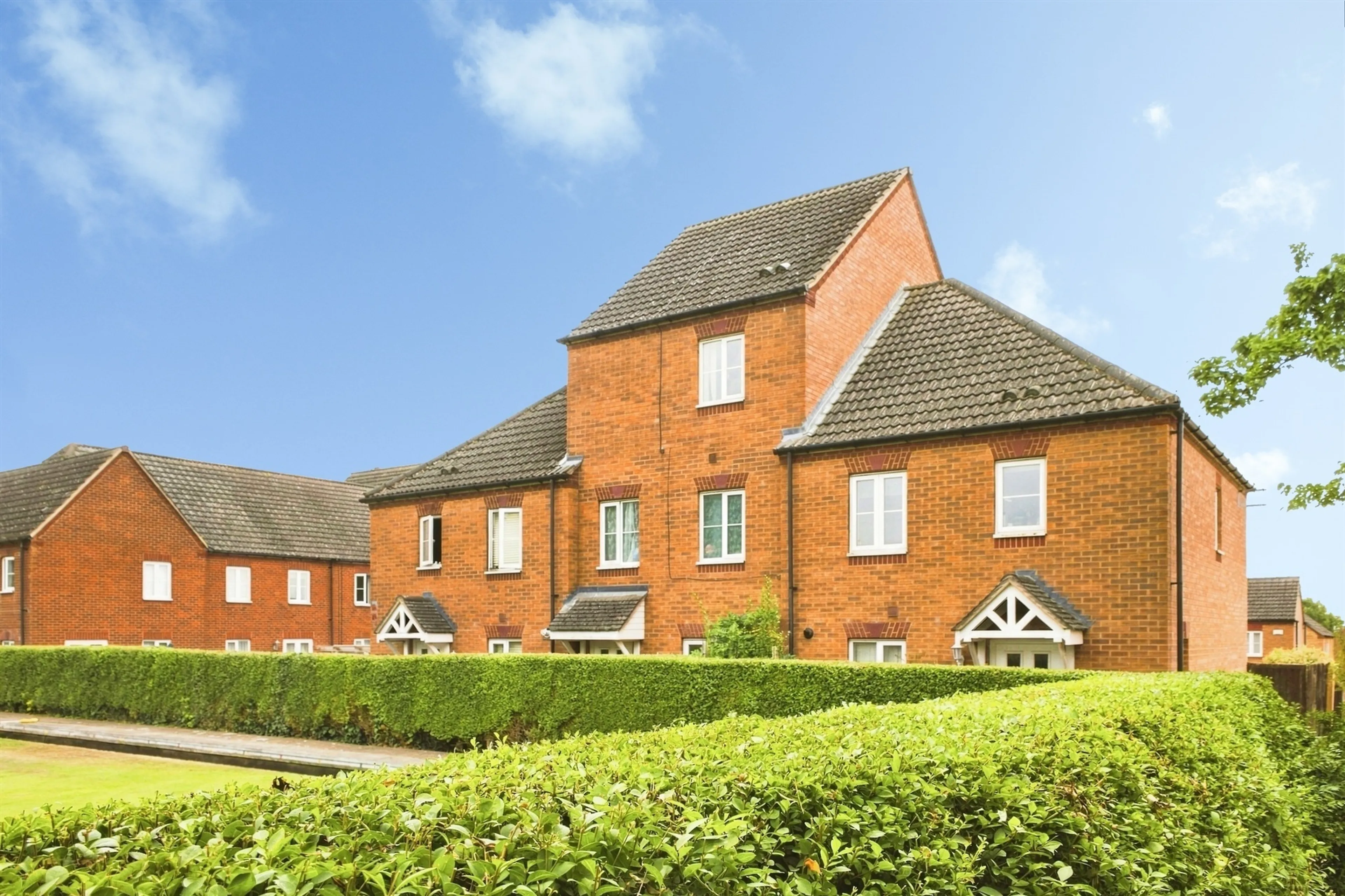 Property photo 0