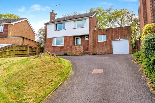 Woodview Close, Southampton, Hampshir...