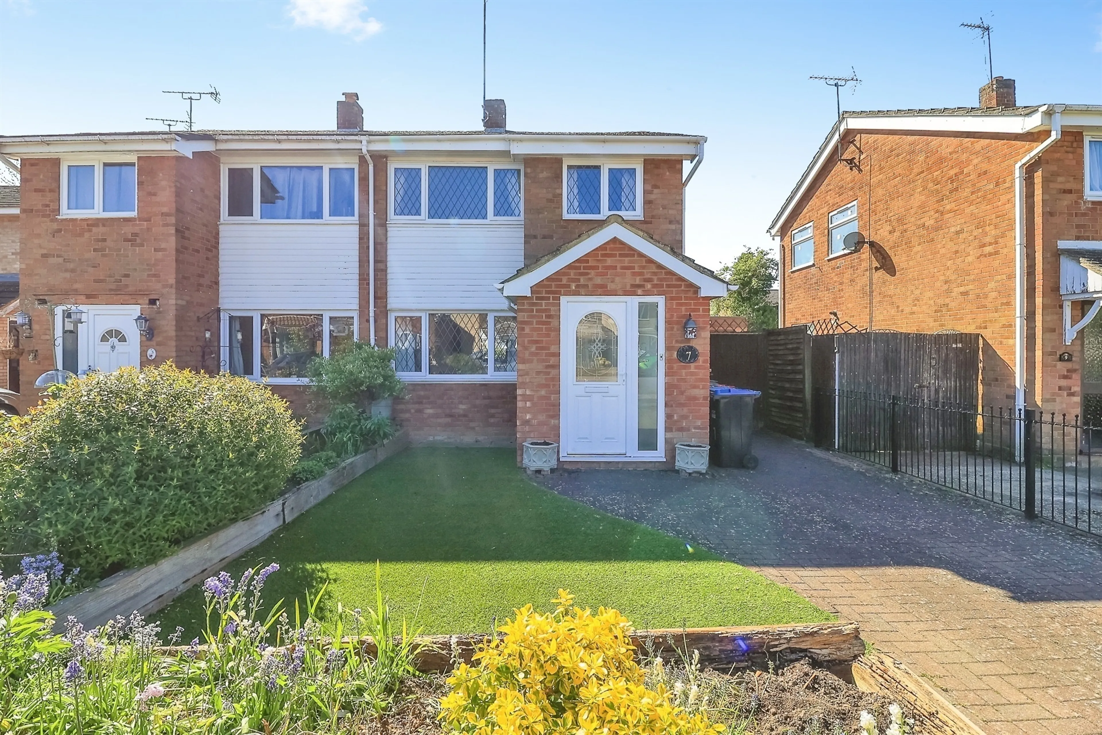 Property photo 0