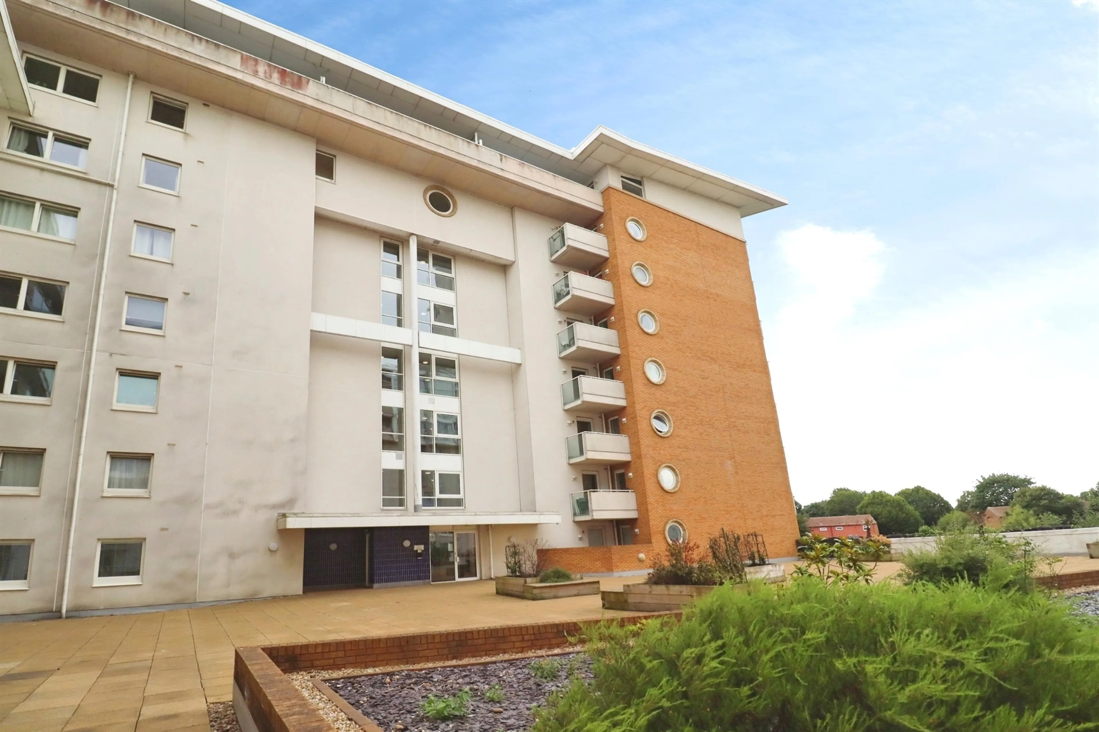 Property at Heol Glan Rheidol, Cardiff