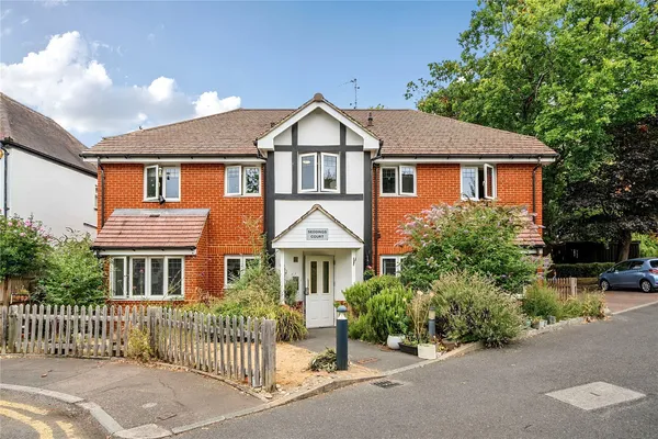 Springfield Gardens, West Wickham, BR4