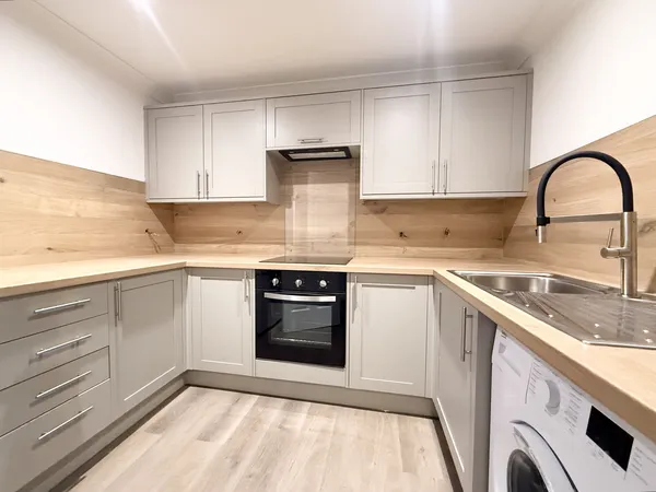 Otago Street, Glasgow, G12 8PQ