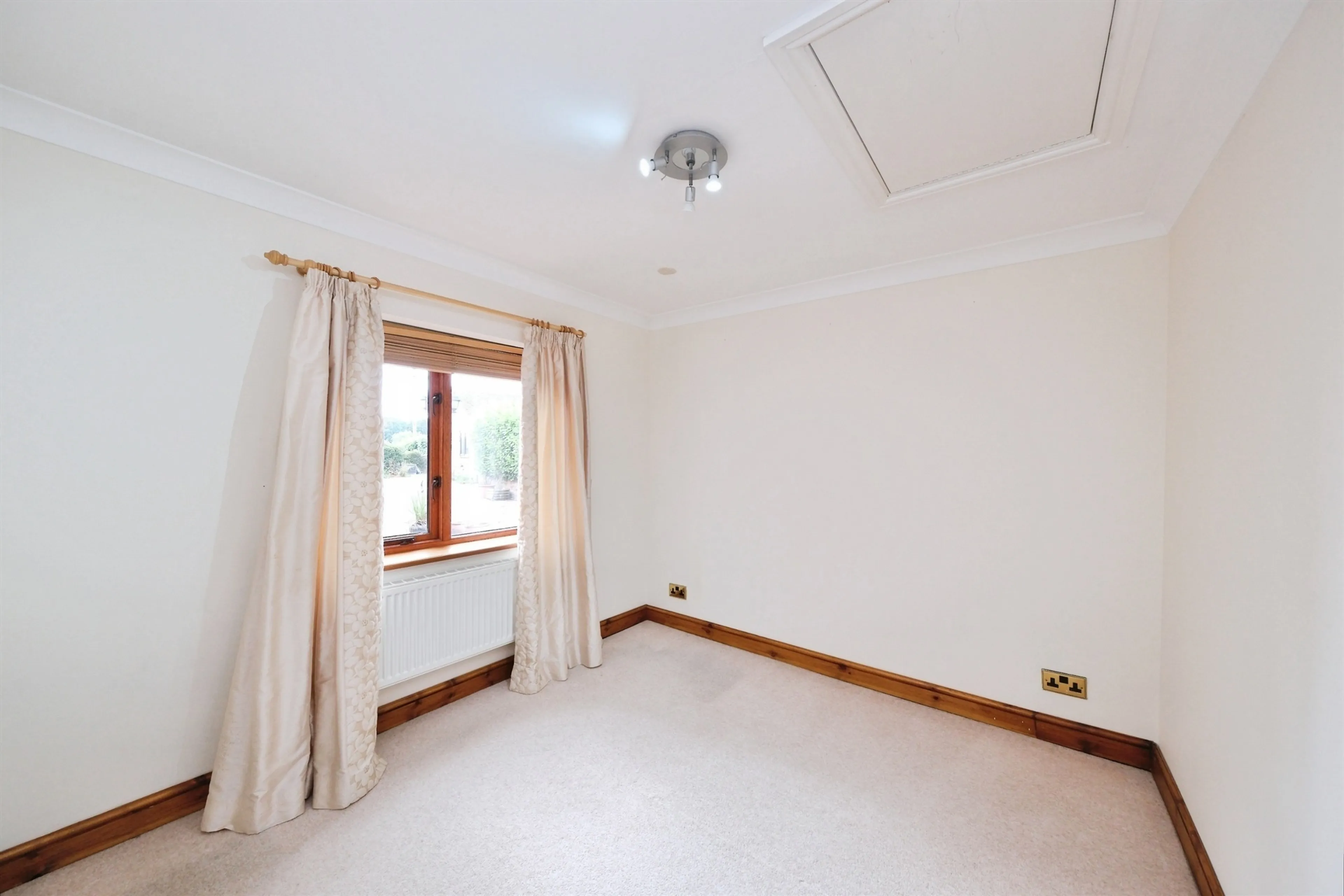 Property photo 44
