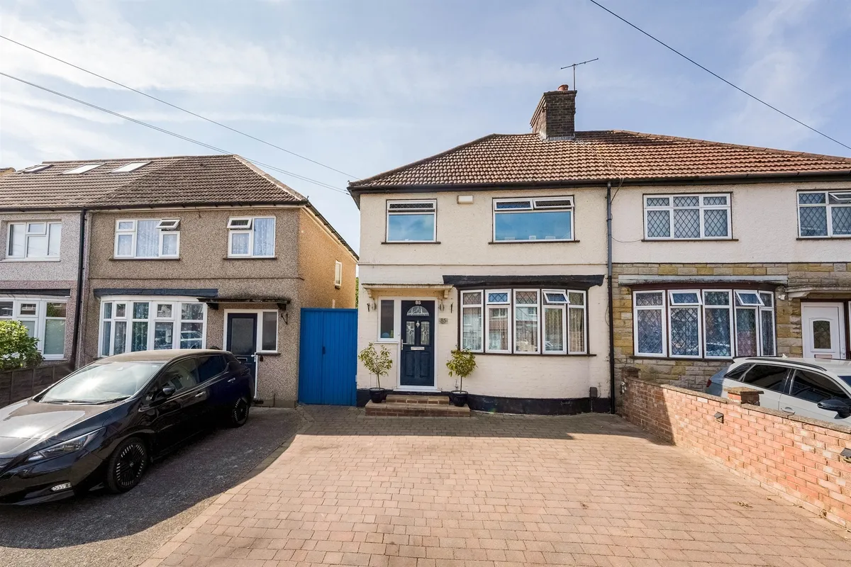 Berry Avenue, WATFORD